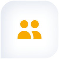 Grafisches Symbol von zwei stilisierten Personen in orange auf weißem Hintergrund.